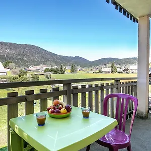 https://les-ptits-loups.hotels-rhonealpes.com